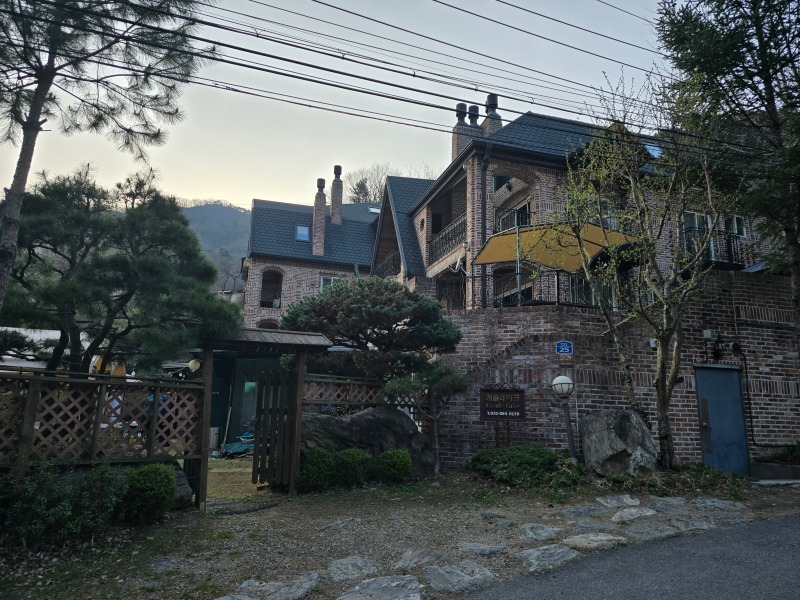 KakaoTalk_20250412_124737237_05.jpg
